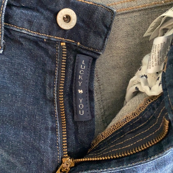 Lucky Brand High Rise Blue Jeans - Picture 3 of 5